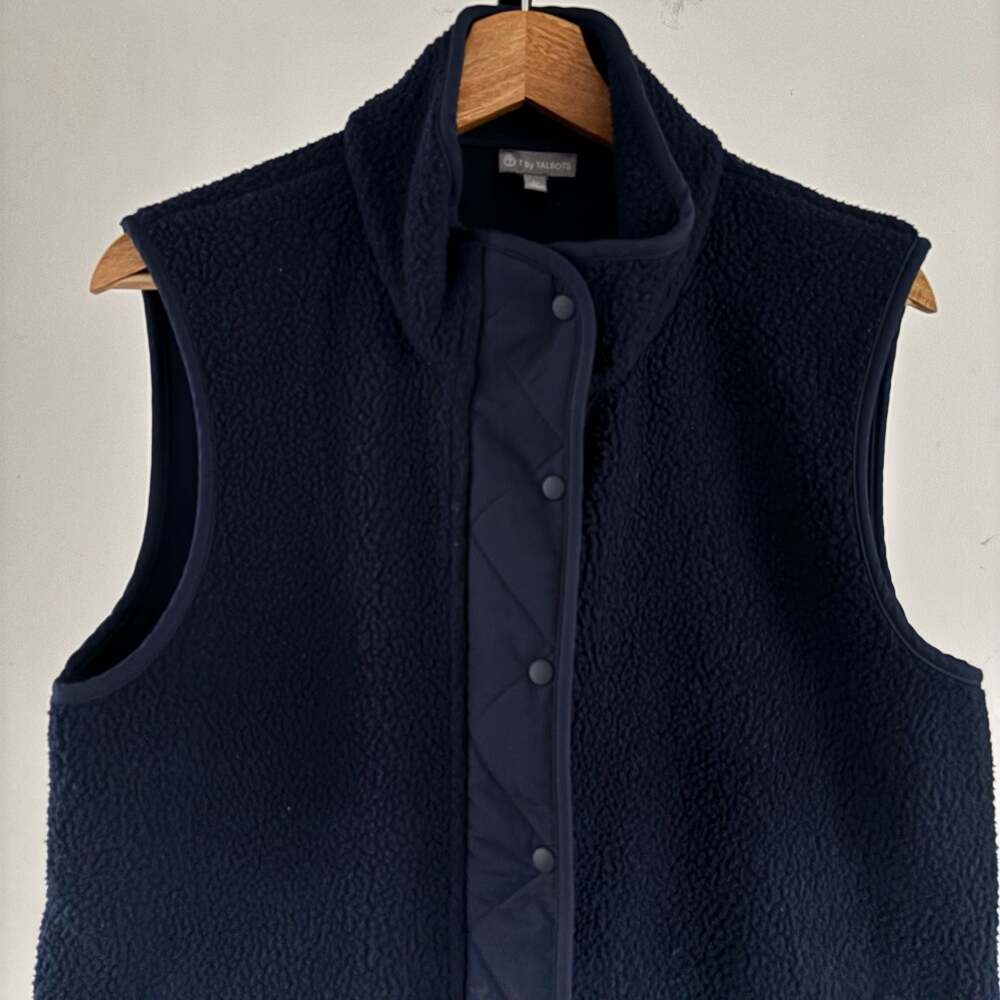 T by Talbots Navy Blue Sherpa Fleece Vest with Quilted Trim Size M